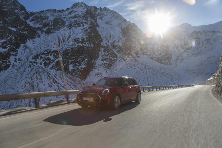  Mini John Cooper Works Clubman 2016 года  (WW) (фото 72 из 102)